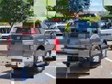 Used 2019 Nissan Frontier SV image 3