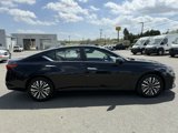 Used 2023 Nissan Altima 2.5 SV image 2