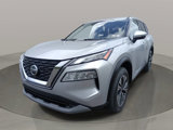 Used 2021 Nissan Rogue SV image 2