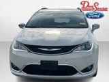 Used 2017 Chrysler Pacifica Limited w/ Advanced Safetytec Group image 2