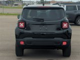 Used 2018 Jeep Renegade Altitude w/ UConnect 8.4 Nav Group image 4