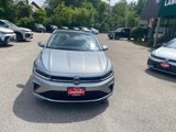 Used 2025 Volkswagen Jetta SE image 2