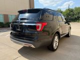 Used 2017 Ford Explorer Limited image 5