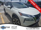 Used 2023 Nissan Rogue SV image 2