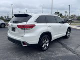 Used 2019 Toyota Highlander Limited Platinum image 3