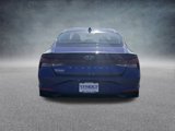 Used 2022 Hyundai Elantra SE image 5