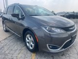 Used 2017 Chrysler Pacifica Touring-L Plus image 5