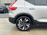 Certified 2023 Volvo XC40 B5 Plus image 4