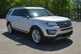 Used 2017 Ford Explorer XLT w/ Equipment Group 202A image 5