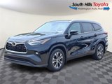 Used 2022 Toyota Highlander XLE image 3