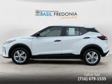 Used 2022 Nissan Kicks S image 2