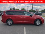 New 2025 Chrysler Pacifica Select image 3