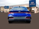 New 2025 Hyundai Elantra SEL image 6