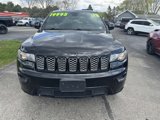 Used 2018 Jeep Grand Cherokee Altitude image 2