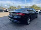 Used 2017 Ford Fusion SE w/ Fusion SE Technology Package image 6