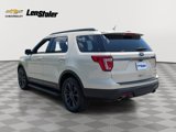 Used 2018 Ford Explorer XLT w/ Equipment Group 202A image 4
