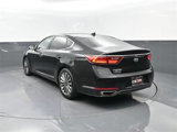 Used 2018 Kia Cadenza Premium image 3