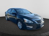Used 2015 Nissan Altima 2.5 S w/ Display Audio Package image 4