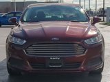 Used 2016 Ford Fusion SE image 2