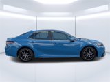 Used 2023 Toyota Camry SE image 2