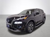 Used 2022 Nissan Rogue SV image 2