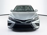Used 2019 Toyota Camry SE image 2