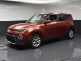 Used 2022 Kia Soul LX w/ Technology Package image 4