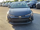 Used 2020 Toyota Corolla LE image 2