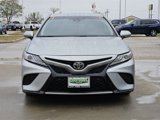 Used 2018 Toyota Camry XSE image 2