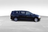 Certified 2022 Chrysler Voyager LX image 3