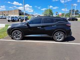 Used 2015 Nissan Murano SV image 2