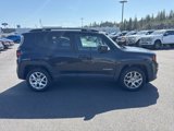 Used 2017 Jeep Renegade Latitude w/ Cold Weather Group image 2
