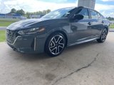 Used 2025 Nissan Sentra SR image 4