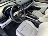 Used 2025 Porsche Macan 4 Electric image 4