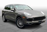 Used 2015 Porsche Cayenne S image 2