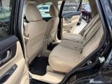Used 2015 Nissan Rogue SV image 6