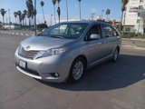 Used 2016 Toyota Sienna XLE image 3