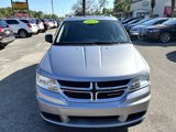 Used 2018 Dodge Journey SE image 2
