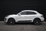 Certified 2024 Porsche Macan image 2