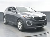 Used 2018 Kia Sorento LX image 2