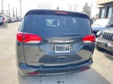 Used 2022 Chrysler Voyager LX image 5