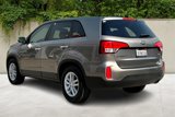 Used 2015 Kia Sorento LX image 4
