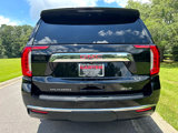 Used 2022 GMC Yukon SLT w/ SLT Premium Package image 6