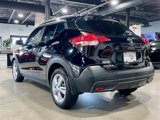 Used 2018 Nissan Kicks S image 3
