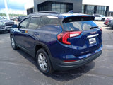 Used 2022 GMC Terrain SLE w/ Driver Convenience Package image 5