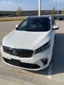Used 2019 Kia Sorento SX image 2