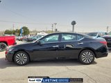 Used 2023 Nissan Altima 2.5 SV image 3