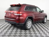 Used 2021 Jeep Grand Cherokee Laredo image 5