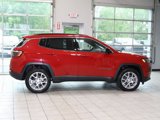 New 2023 Jeep Compass Latitude w/ Sun and Sound Group image 4