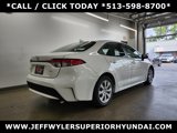 Used 2022 Toyota Corolla LE image 3